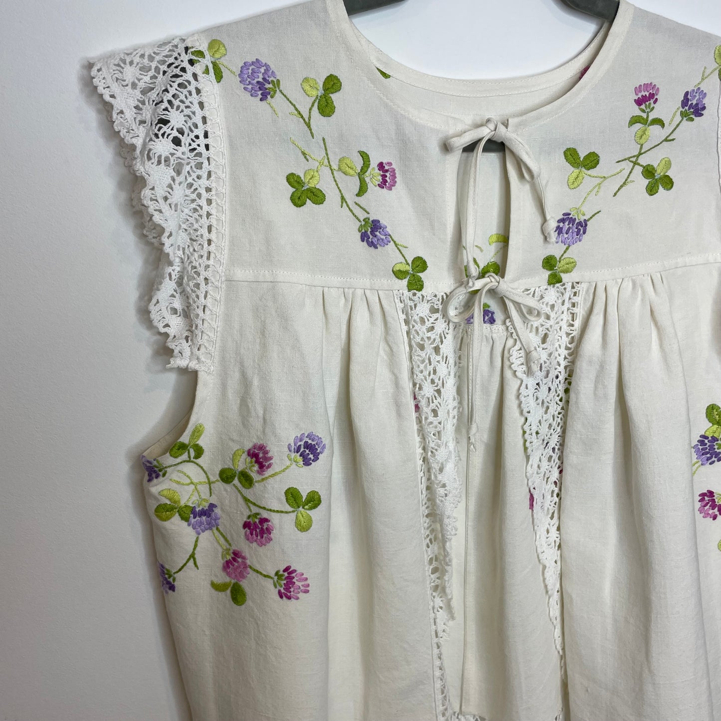 Clover Tie Vest S-XL