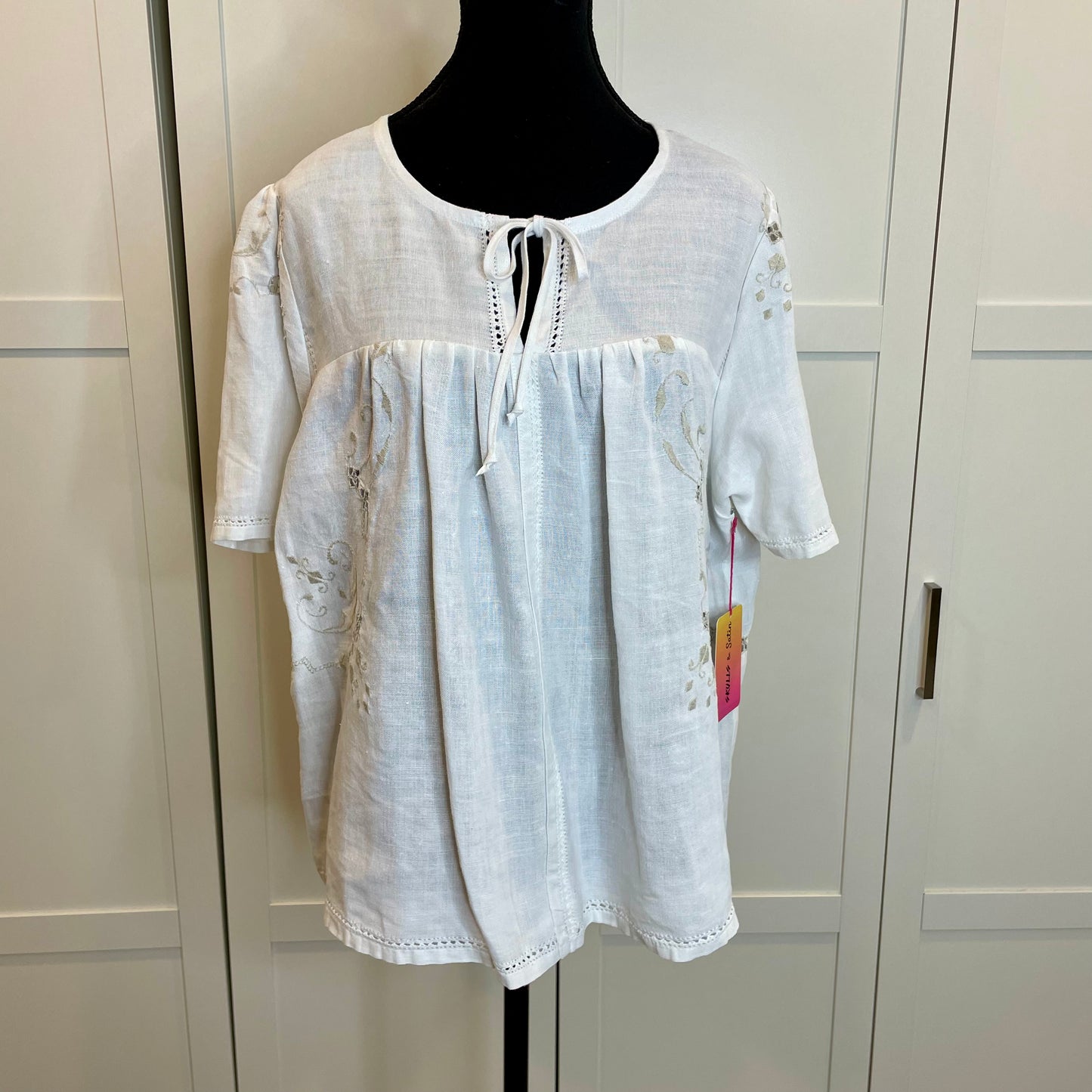 Embroidered boho top (L-XL)