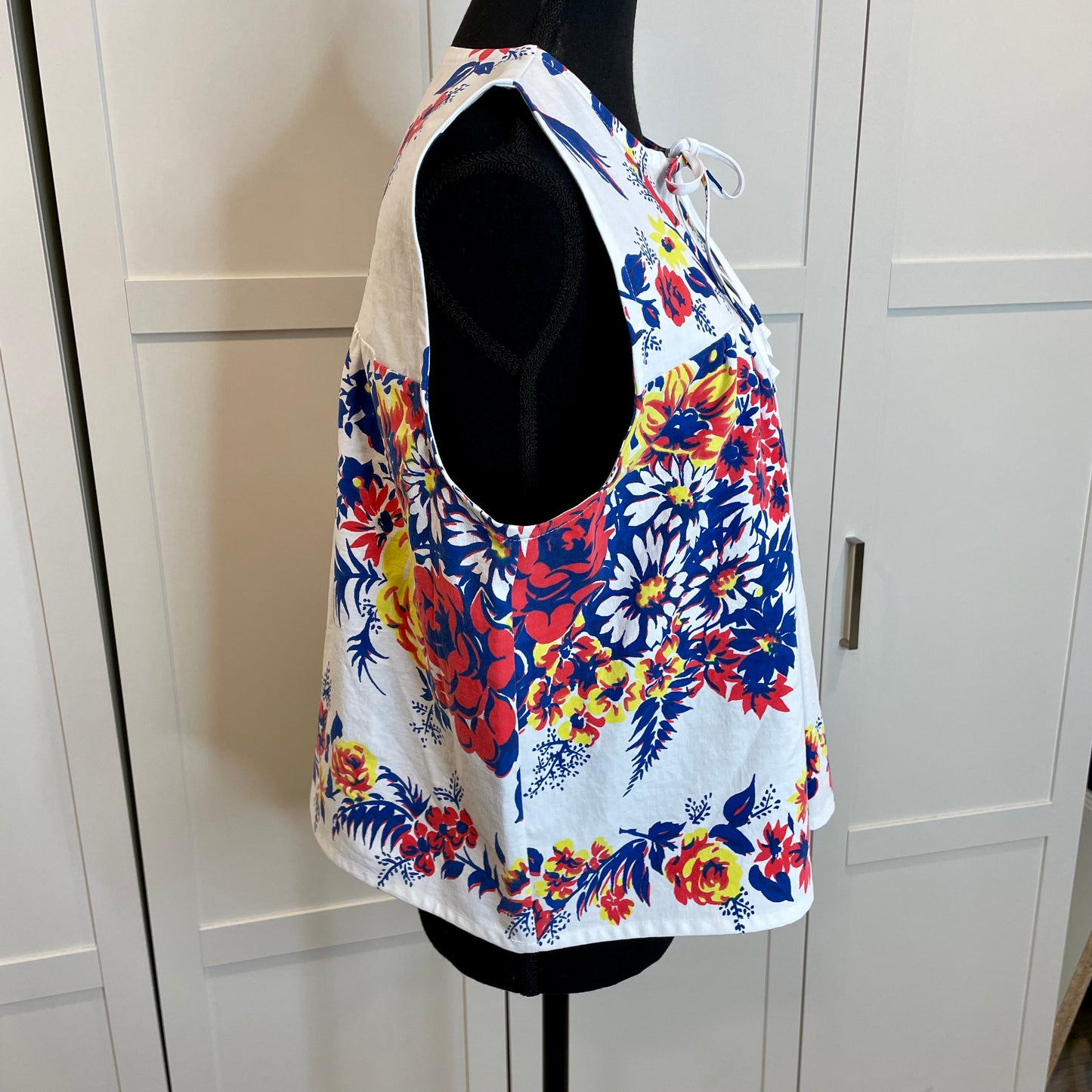 Sleeveless boho top (M-L)