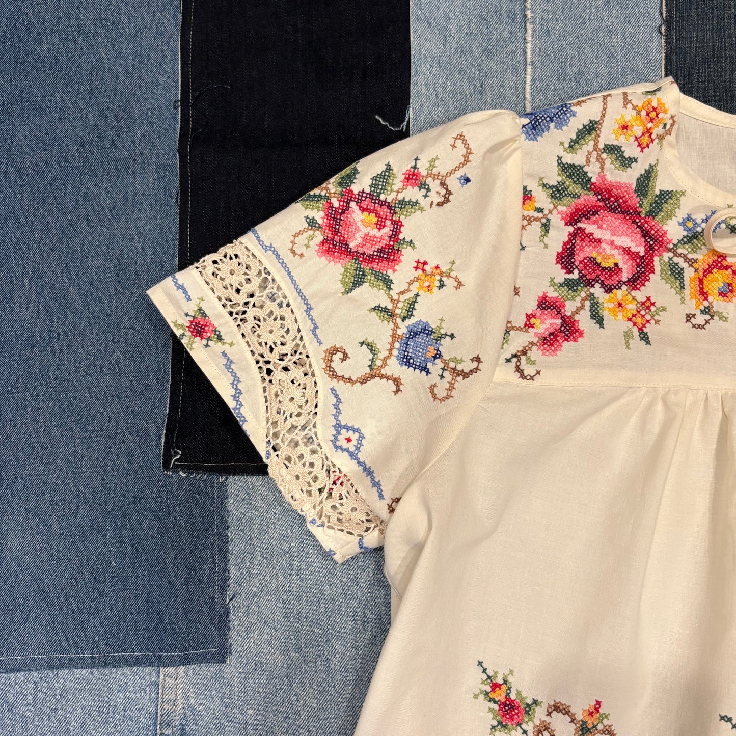 Embroidered Short Sleeve (L-XL)