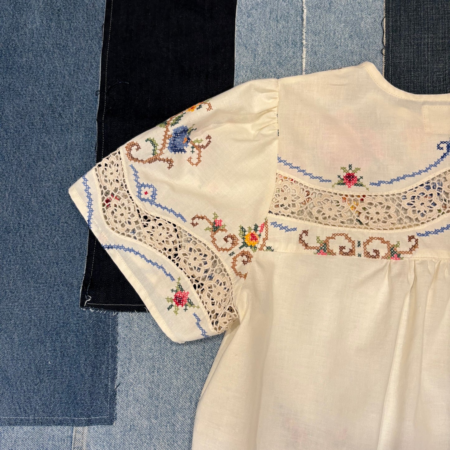 Embroidered Short Sleeve (L-XL)